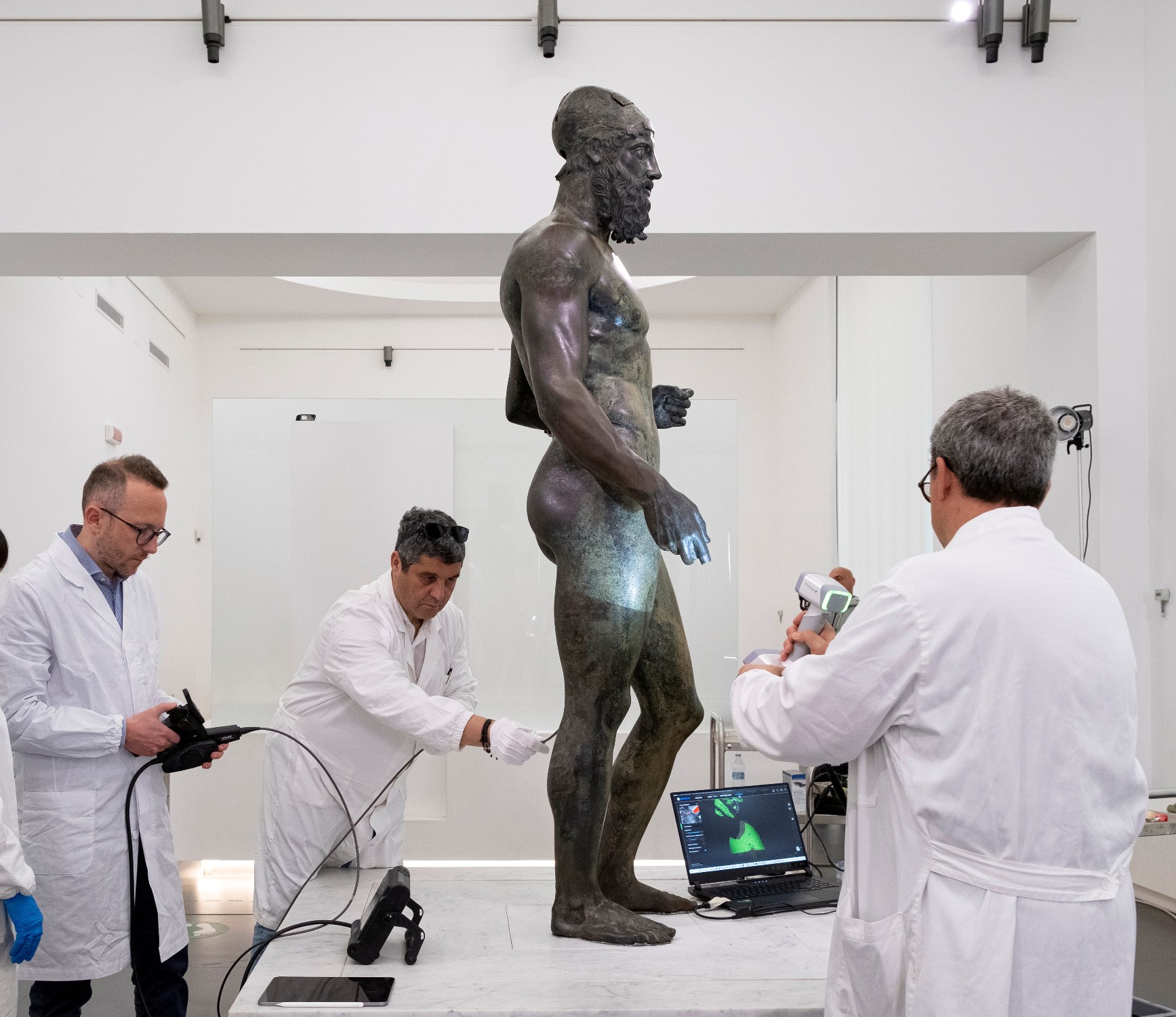 Documentazione del Check-up Bronzi al Museo Archeologico Nazionale di Reggio Calabria